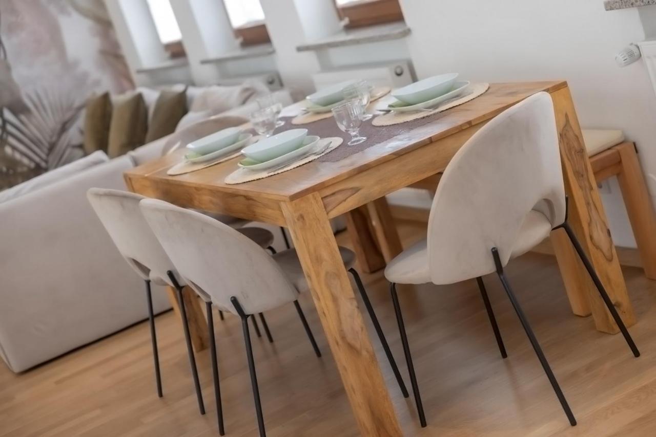 Kaza Guesthouse, Centrally Located 2 & 3 Bedroom Apartments In Augsburg Kültér fotó