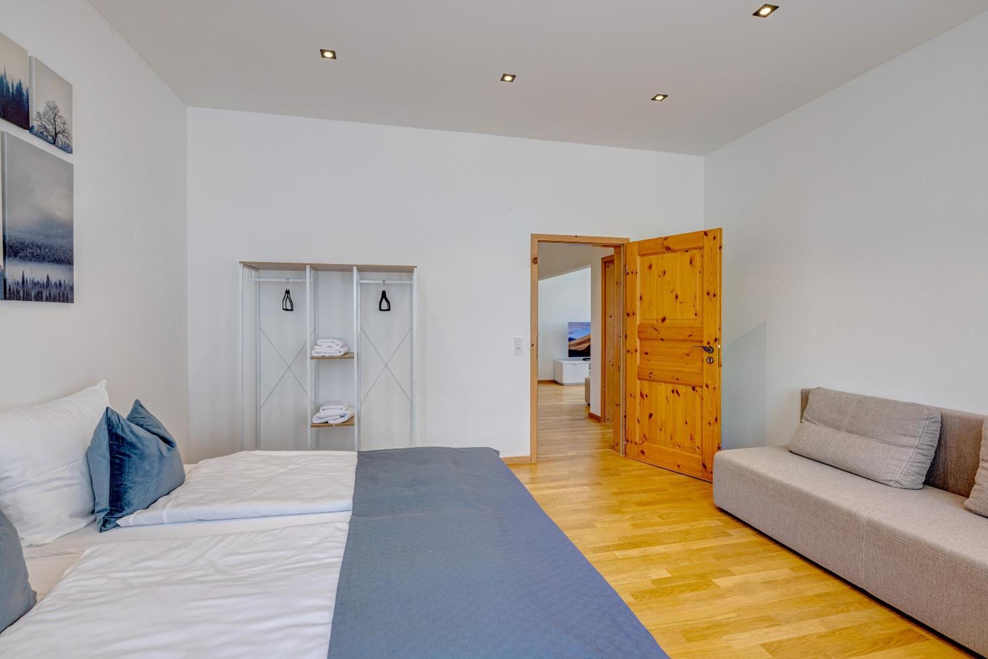 Kaza Guesthouse, Centrally Located 2 & 3 Bedroom Apartments In Augsburg Kültér fotó