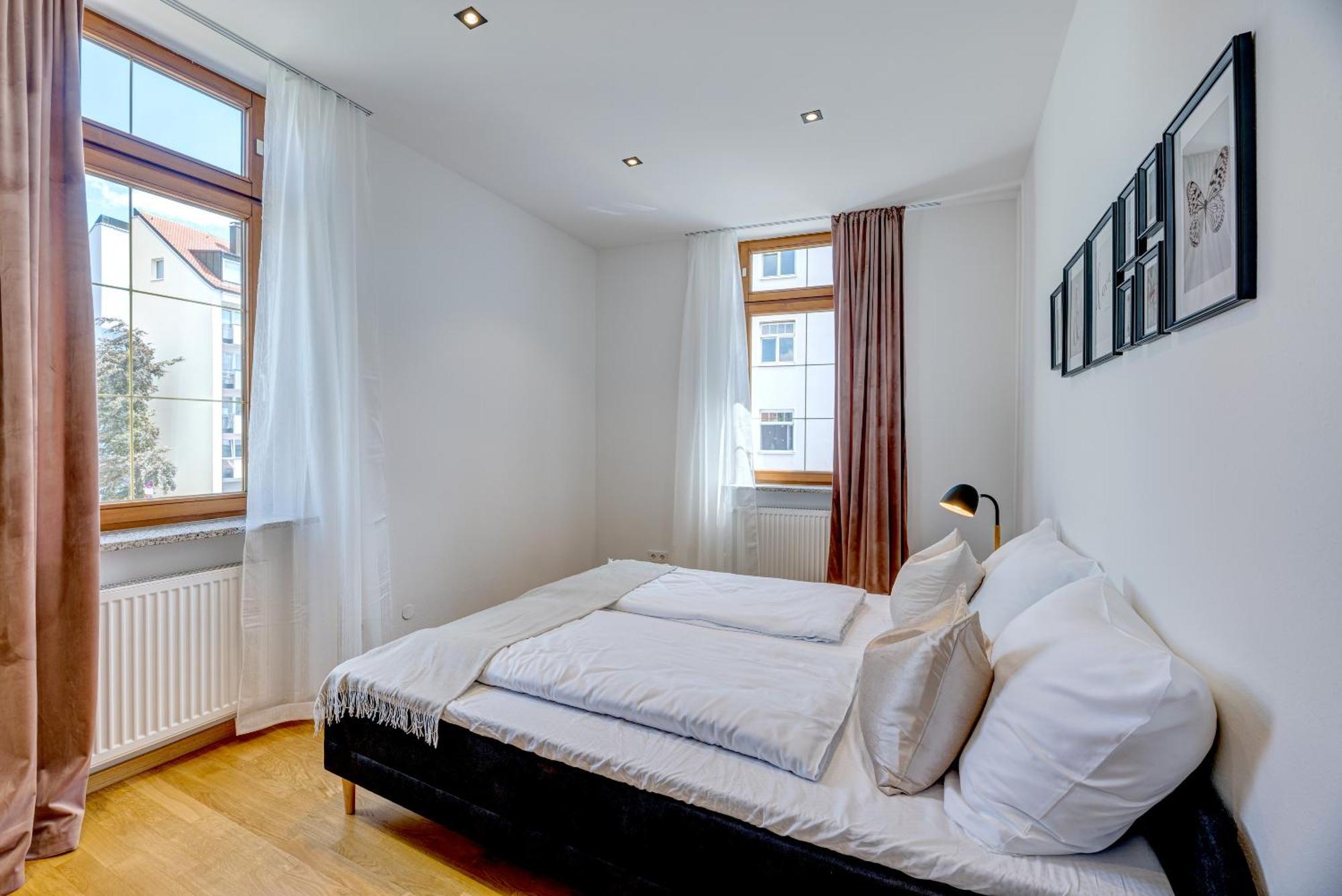 Kaza Guesthouse, Centrally Located 2 & 3 Bedroom Apartments In Augsburg Kültér fotó