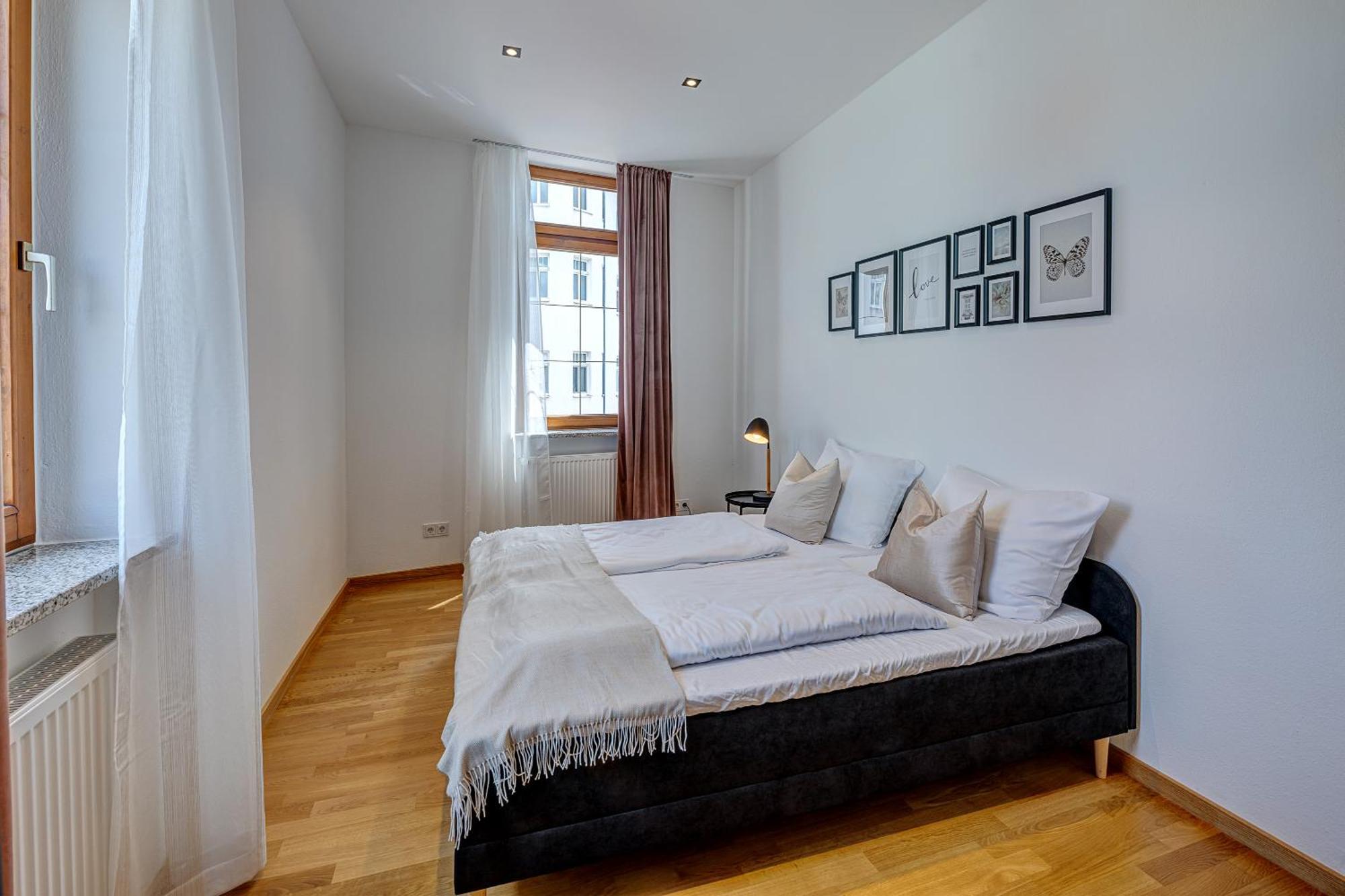 Kaza Guesthouse, Centrally Located 2 & 3 Bedroom Apartments In Augsburg Kültér fotó