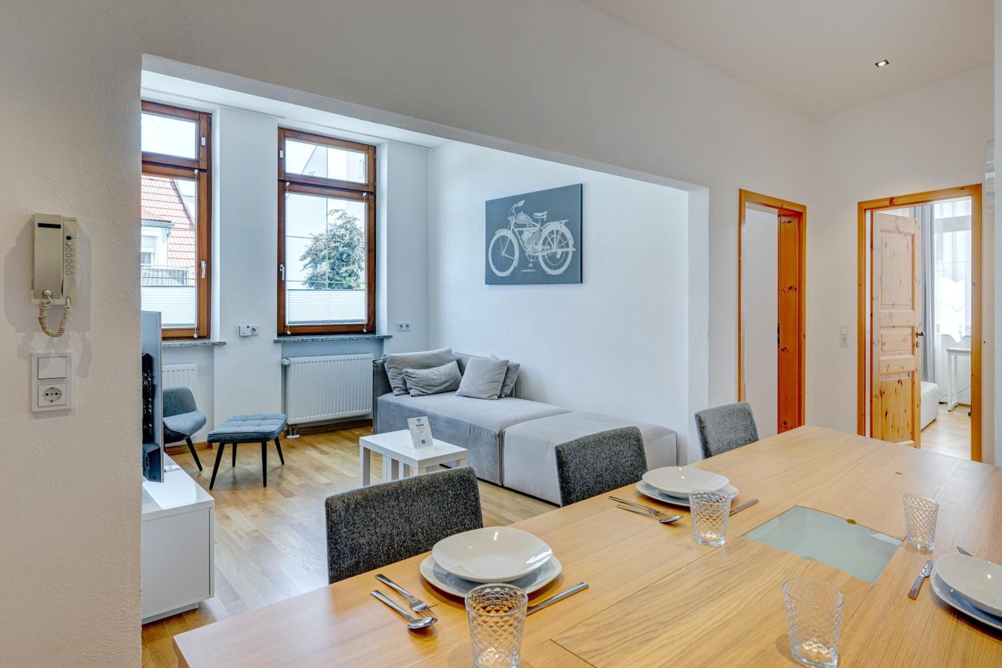 Kaza Guesthouse, Centrally Located 2 & 3 Bedroom Apartments In Augsburg Kültér fotó